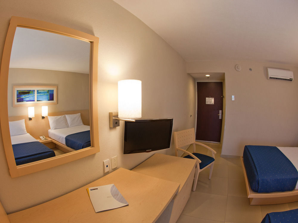 City Express By Marriott ميريدا المظهر الخارجي الصورة
